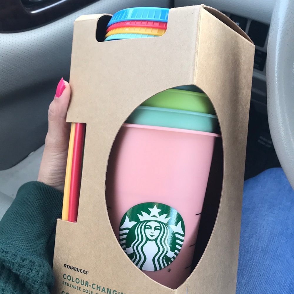5 Starbucks cups 💙💚💗💛